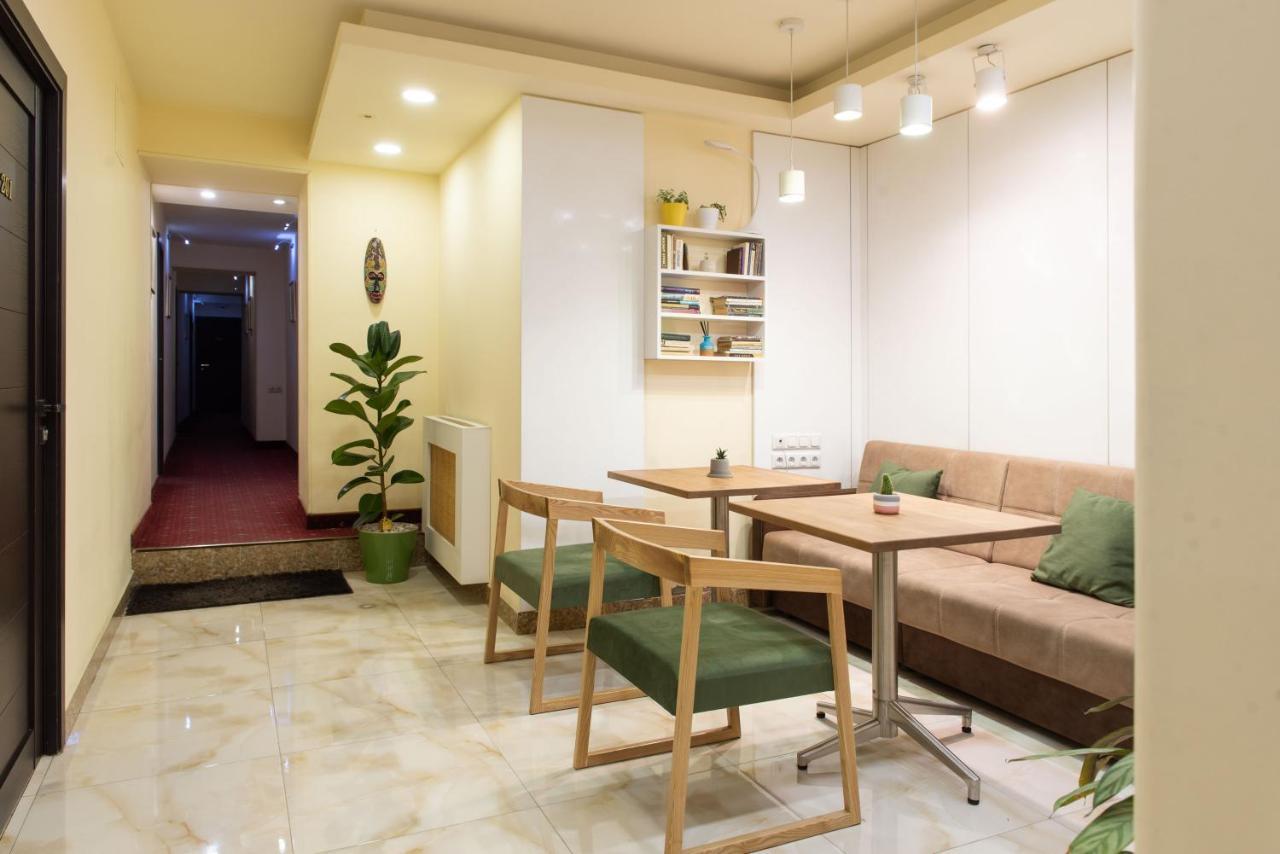 Skyline Hotel Yerevan Exterior foto