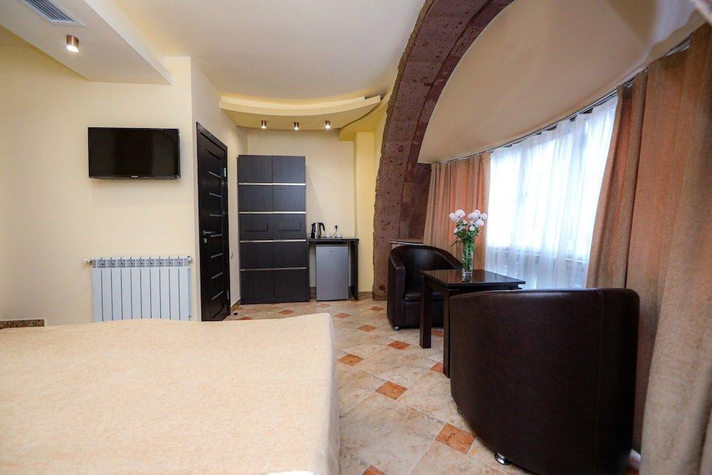 Skyline Hotel Yerevan Exterior foto